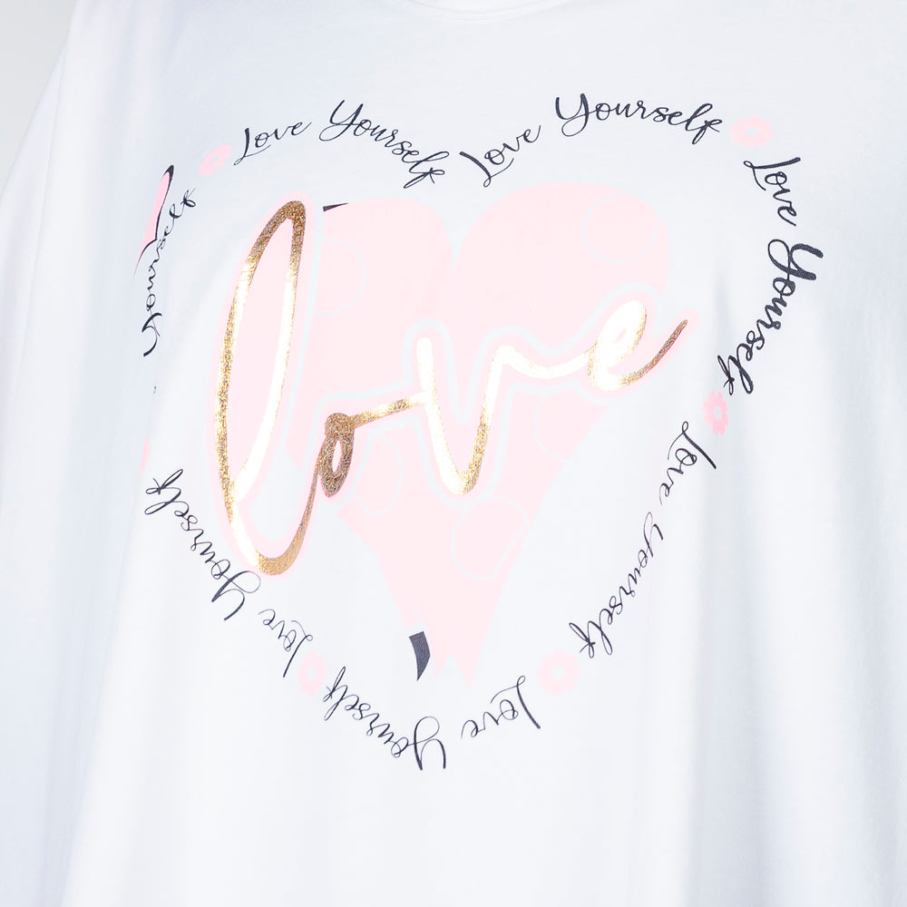 
                      
                        POLERA LOVE YOURSELF
                      
                    