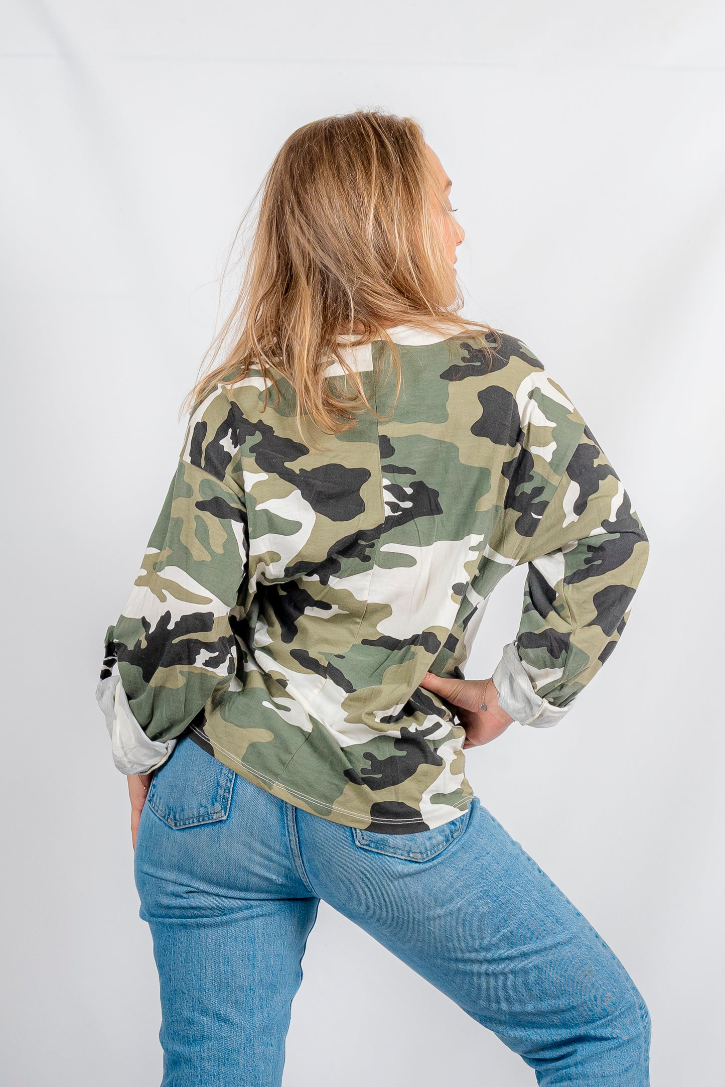 POLERA MILITAR CUELLO BRILLO